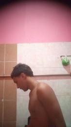 Vini18cm_novin webcam model stream image