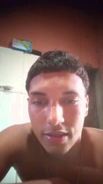 Vini18cm_novin webcam model stream image