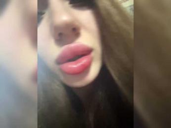 tiki7777 webcam model stream image