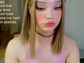 _paprika webcam chaturbate model stream image