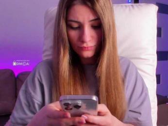 meow webcam model stream image