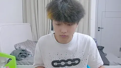 icecream-002 webcam model stream image