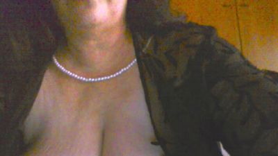 Nelyna webcam model stream image
