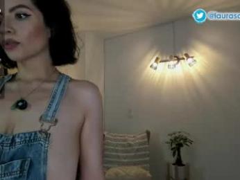 laurasophya webcam model stream image