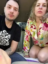 Lovebackground webcam model stream image