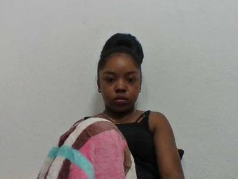 Elysa7 webcam model stream image