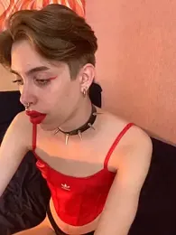 dark_noir_ webcam model stream image