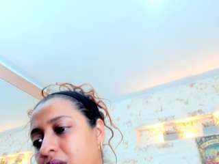 penelope-russo webcam model stream image