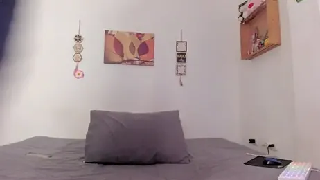 its_me_miley webcam stripchat model stream image