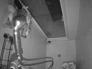 voyeurcam-baileybase-shower webcam model stream image