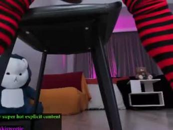 nikkisweetie webcam model stream image