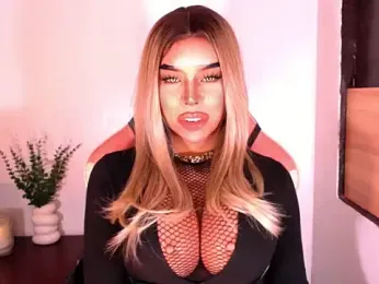 Zandralopez webcam stripchat model stream image