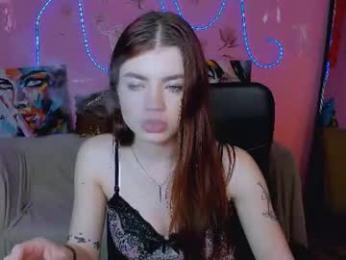 isabel_wave webcam model stream image