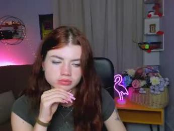 isabel_wave webcam model stream image