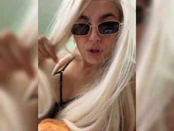 -RiskyVixen- webcam bongacams model stream image