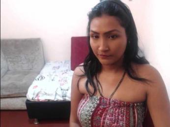 Leah-666 webcam bongacams model stream image