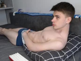 cute_oliver webcam model stream image