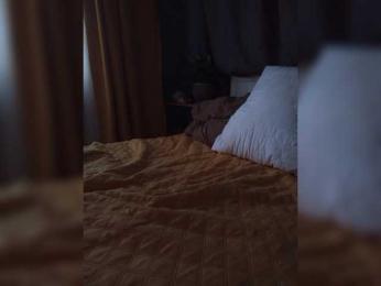 Tanysha-1 webcam bongacams model stream image