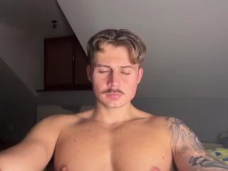 Noah Sandler webcam model stream image