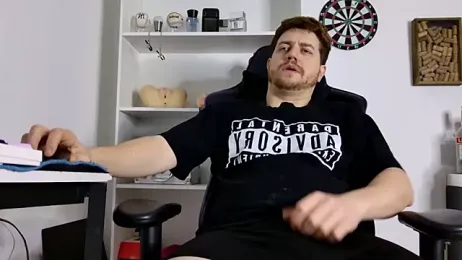 aaronlegend_ webcam model stream image