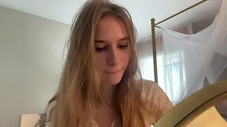 LynellMilleson webcam stripchat model stream image