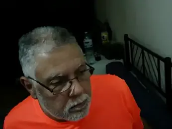 100Tauros webcam stripchat model stream image
