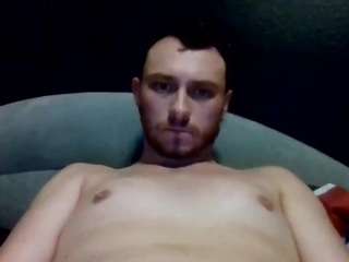 tallhungcloudyy webcam model stream image