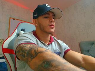 Alan Thompson webcam flirt4free model stream image