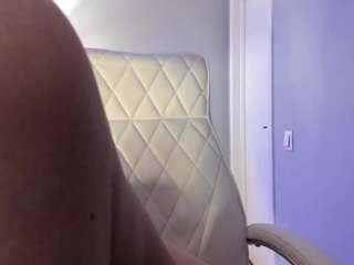 akura011 webcam model stream image