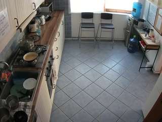 voyeurcam-julmodels-kitchen-2 webcam model stream image