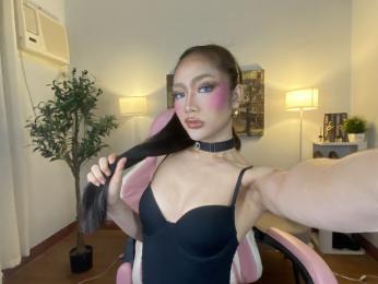 MiraMoxie webcam model stream image