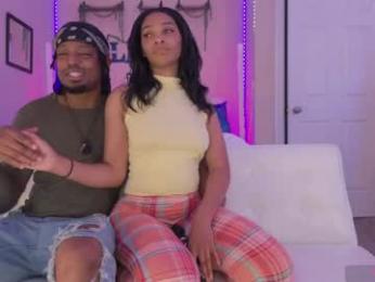 lavahmoon webcam model stream image