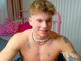 Knox Savage webcam flirt4free model stream image