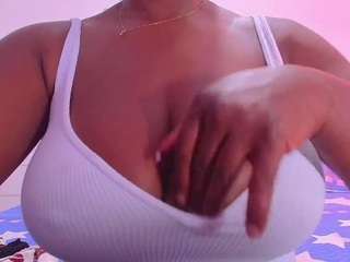 greatnipplesxxx webcam model stream image