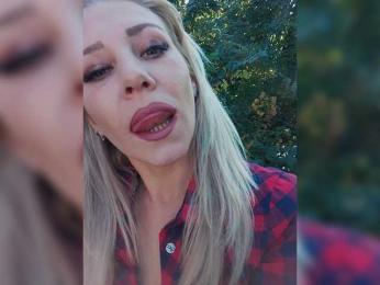 Sandra26a webcam bongacams model stream image