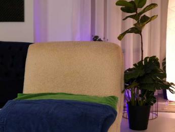 RedLara webcam model stream image