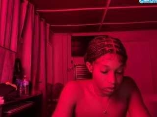 iluvsaffire-bleu webcam model stream image