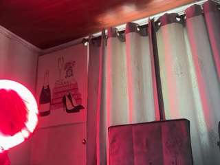 iluvsaffire-bleu webcam model stream image