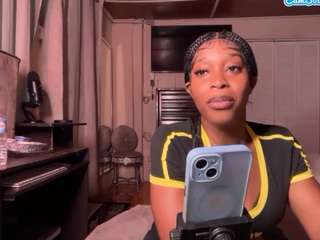 iluvsaffire-bleu webcam model stream image