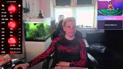 Rayzel_White webcam model stream image