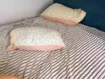 smoothnesss webcam model stream image