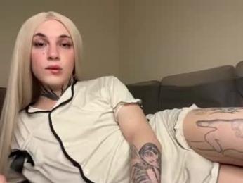 chloevesper webcam model stream image