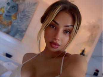 LindaDu webcam model stream image