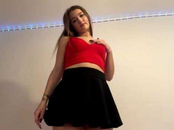 nessy-messy webcam model stream image