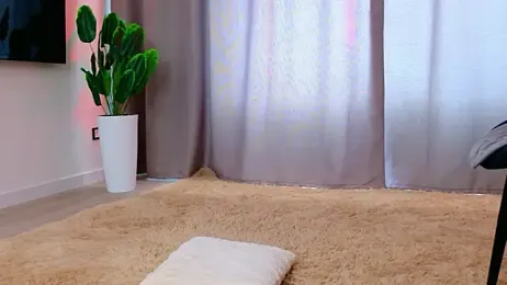 StarrShinee webcam stripchat model stream image