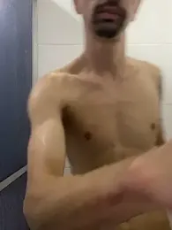 leozin01 webcam model stream image
