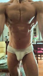 Gil_Hot_ webcam model stream image