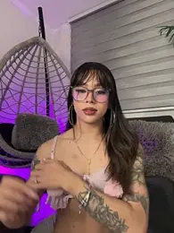 Samantha_Bernardo webcam stripchat model stream image