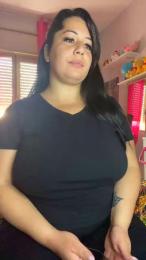 Mikela_ webcam model stream image