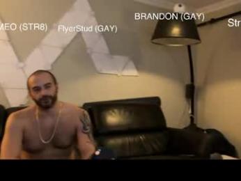 flyerstud_mtl webcam model stream image